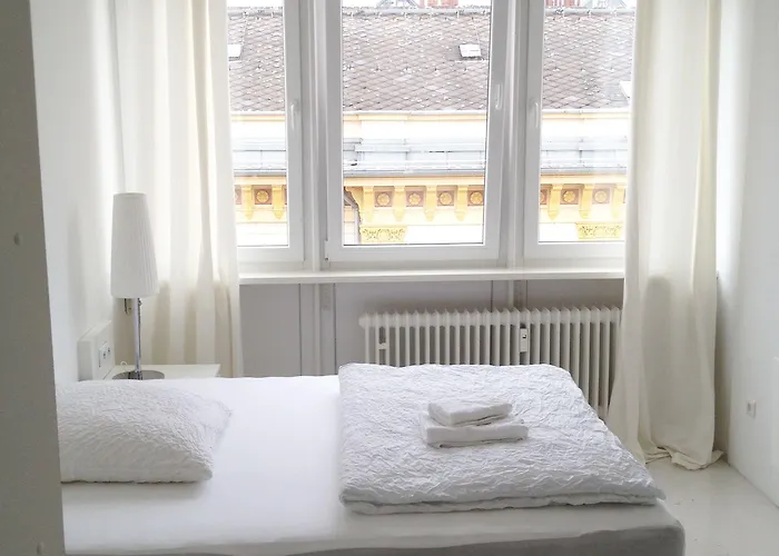 Business One Hotel 3*