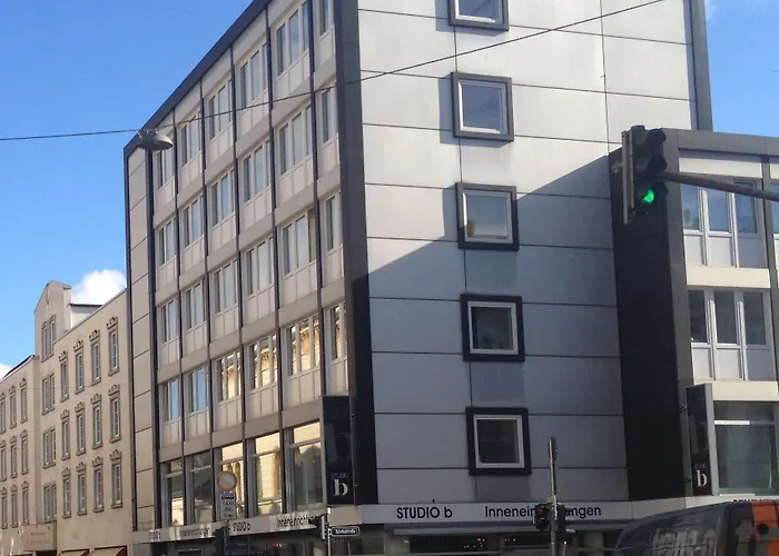 Hotel Business One 3*